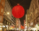 Виена спасяват коледното осветление в града