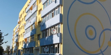 Само една от всеки 10 сгради ще бъде санирана