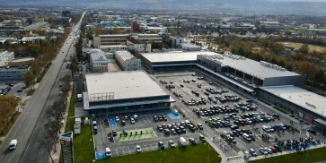 Ритейл парковете достигат моловете 