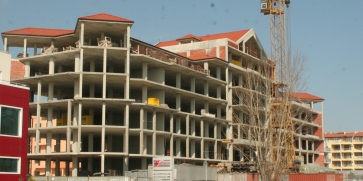 Инвестиционните имотни сделки ще намалеят