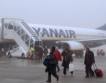  Снегът смрази печалбата на Ryanair 