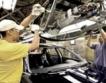 Японските автомобилостроители възобновяват дейността си