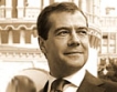 Медведев: Корумпирани чиновници спират развитието на Русия
