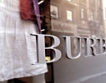 Burberry с по-добри от очакваните продажби