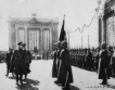 Паметникът пред НДК отива в музея