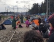 Австрия към мигрантите в Идомени: Спрете театъра!