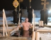 Путин в ледените води на ез.Селигер /снимки/